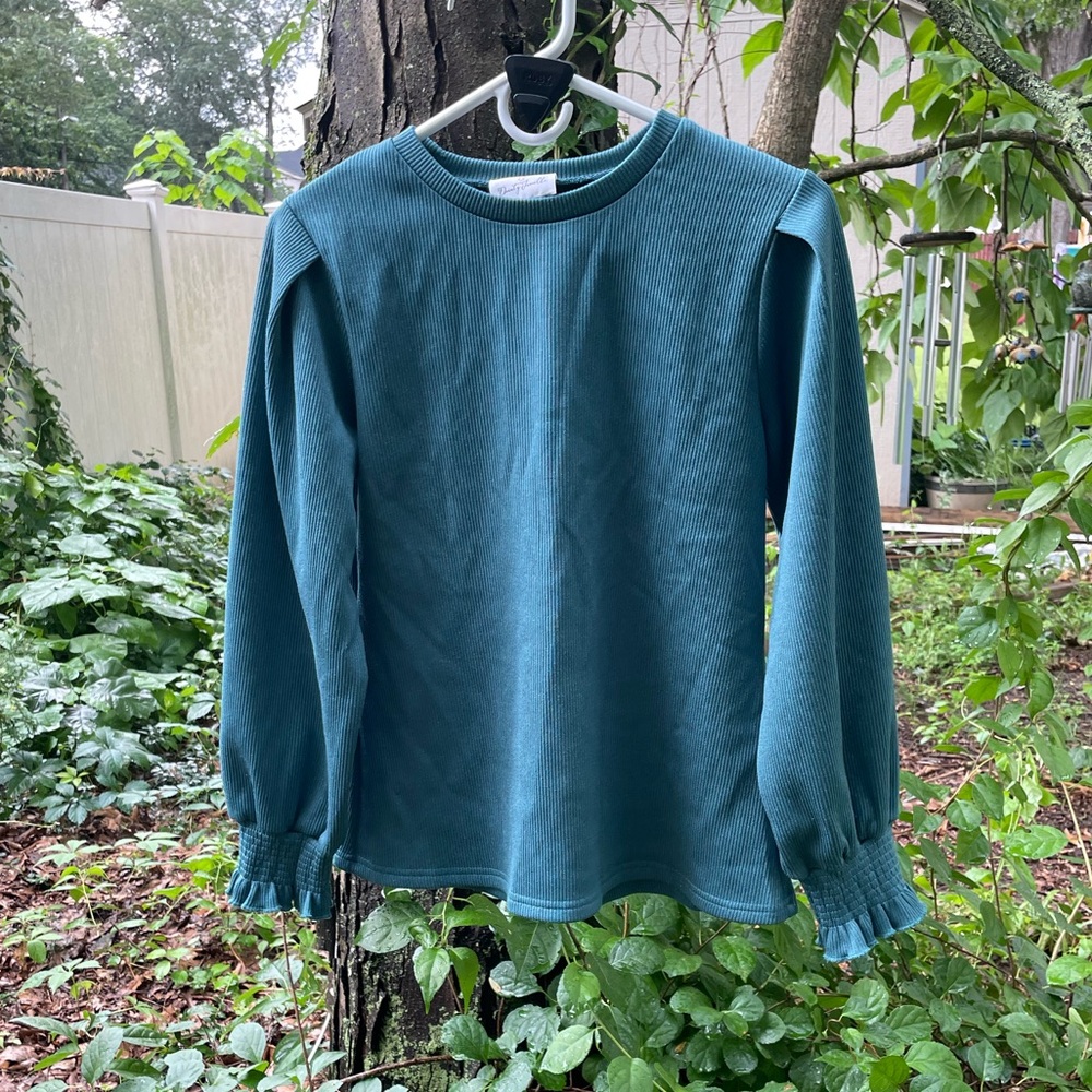 Dainty Jewells comfort is calling knit top